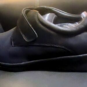 Men's 11XW Black Loafers orthotic, diabetic with Velcro Strap